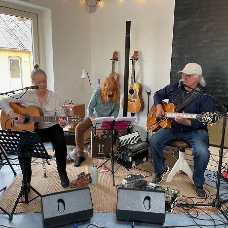 Room 12 - Hawkraft Kulturhotel Vestervig Eksteriør bilde